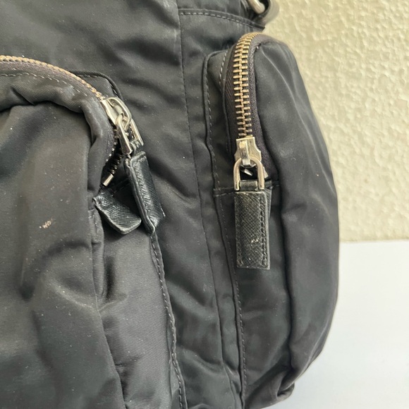 Prada Black unisex Duffel Bag - Picture 4 of 16